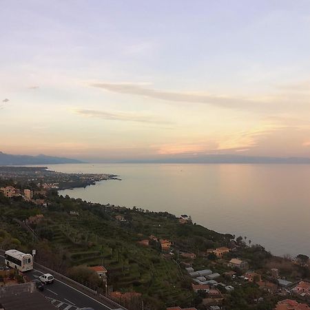 Il Balcone Di Galatea Lejlighed Acireale Eksteriør billede