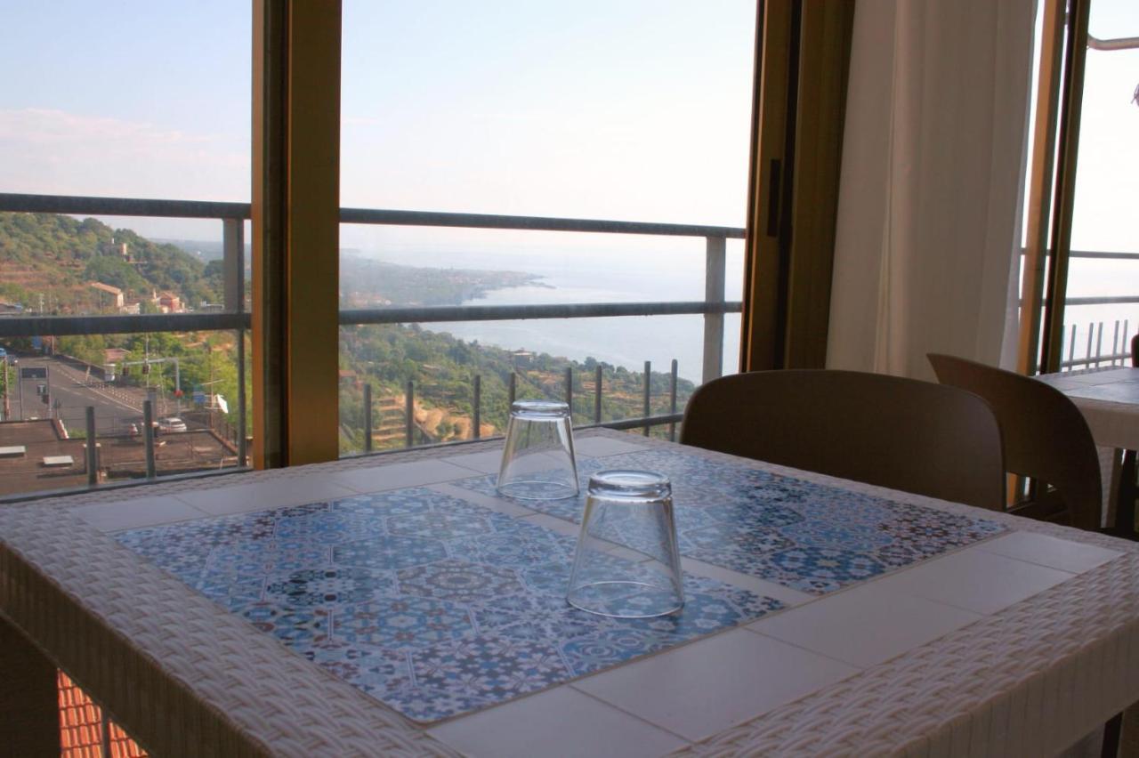 Il Balcone Di Galatea Lejlighed Acireale Eksteriør billede